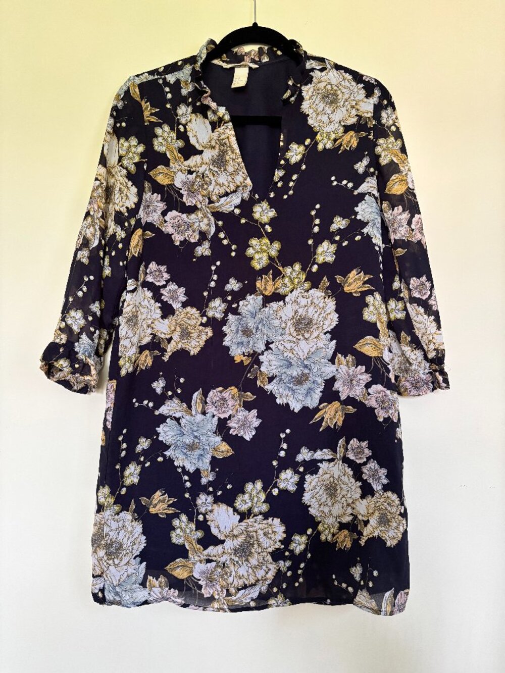 H&M Woman's Floral Print Midi Dress Navy Print Size 8
